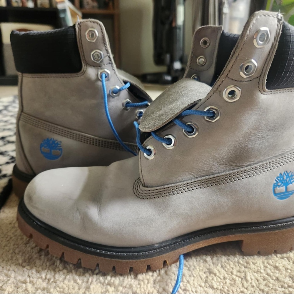 Timberland Blue and Gray Interior Boots